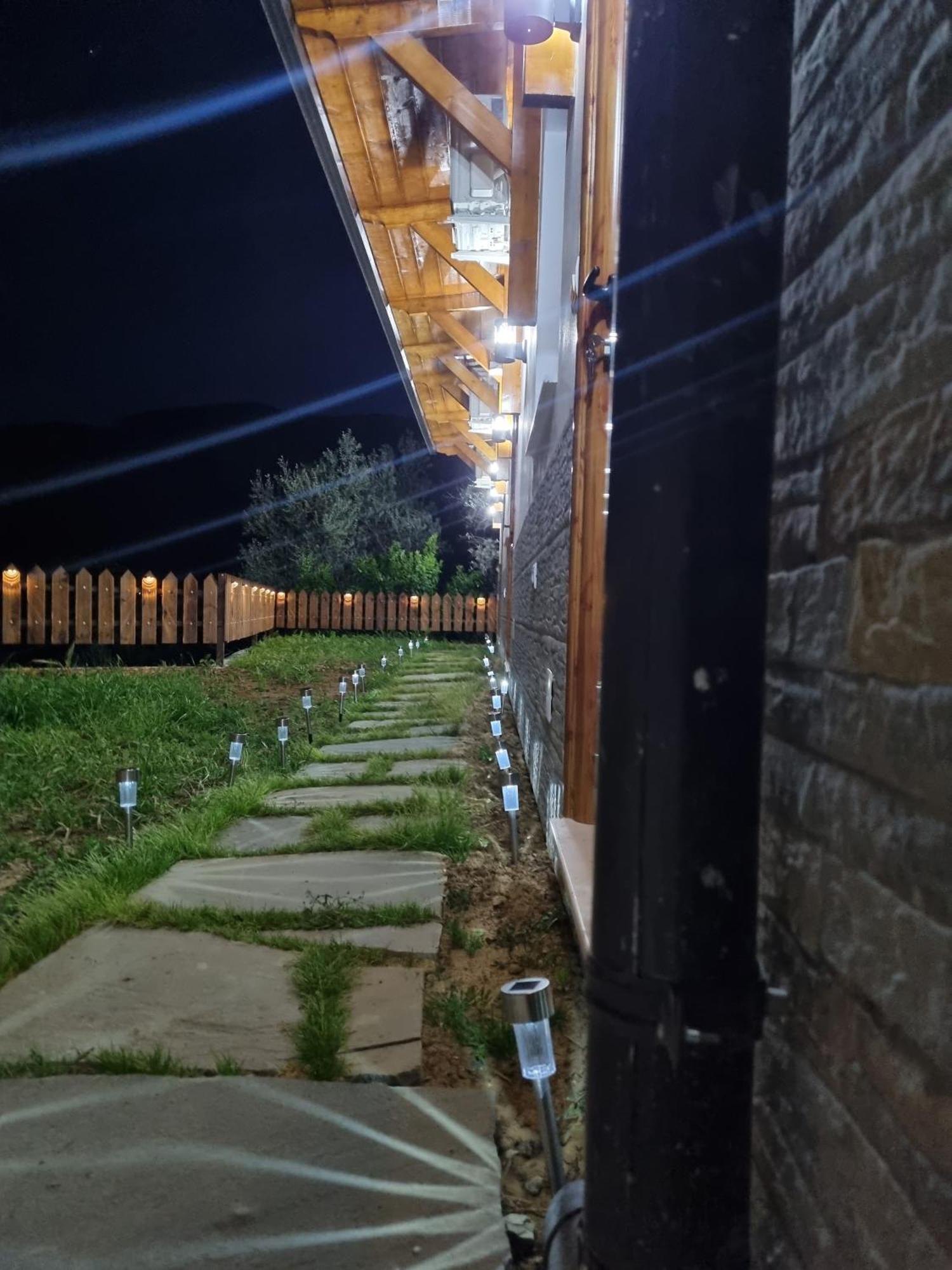 Guest House Mario Berat Exterior photo
